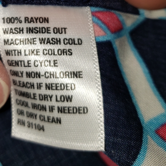 Crown & Ivy, NWT Women's Sleeveless Shirt Medium - Picture 7 of 9